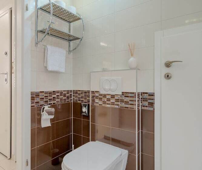 膳宿费 Guesthouse Imperator