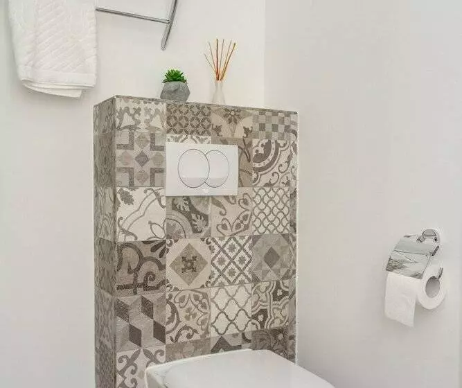 膳宿费 Guesthouse Imperator