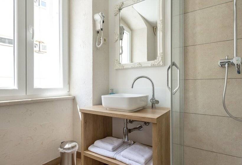 膳宿费 Guesthouse Imperator