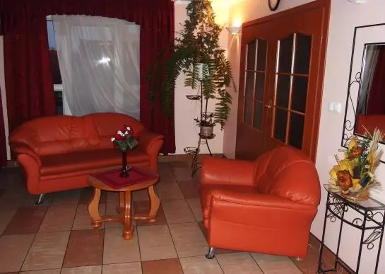 ホテル Villa Eden & Restaurant