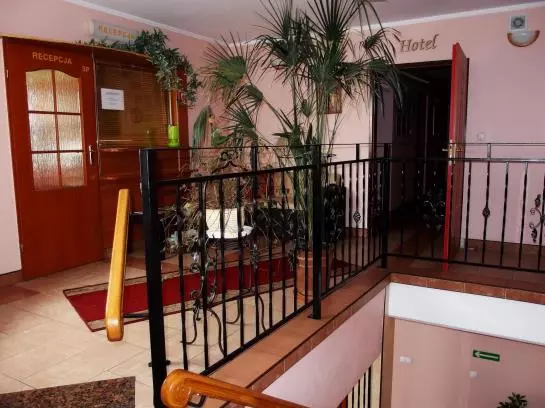 ホテル Villa Eden & Restaurant