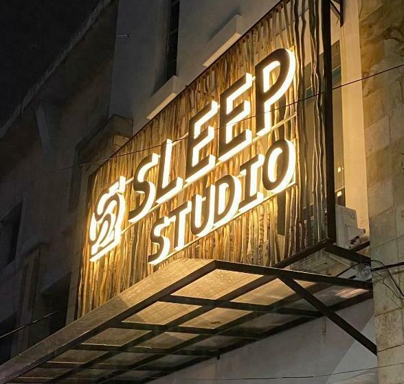 هتل کپسول Sleep Studio Hotel City Center Surabaya