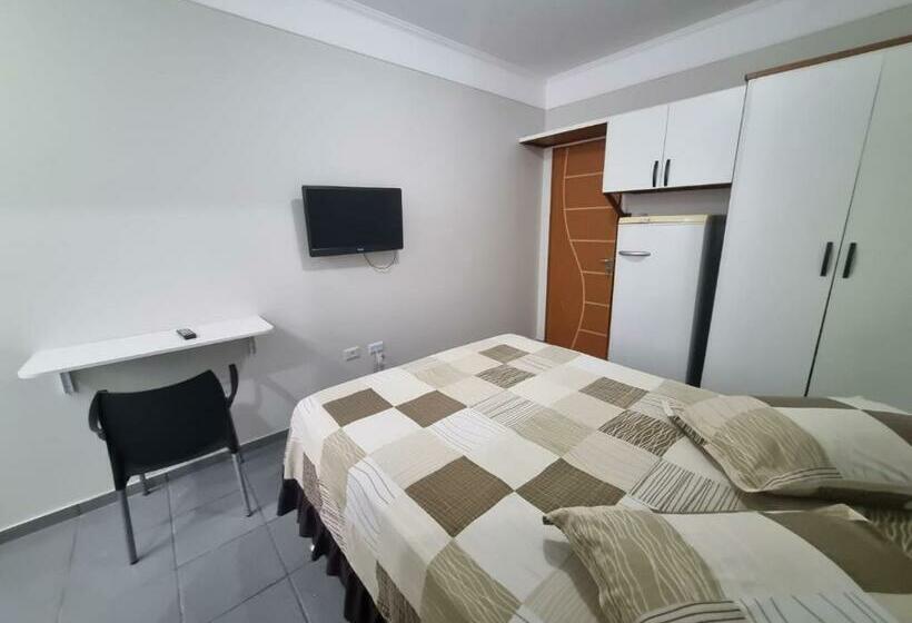 מלון כמוסות Studio Gt