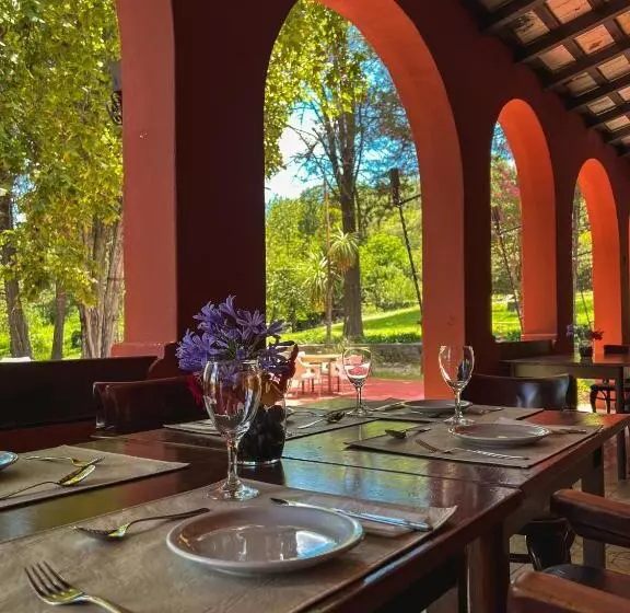 Hotelli Estancia Alto San Pedro