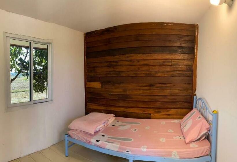 Hotel Khunkorn Fishing Farm Stay