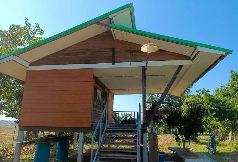 ホテル Khunkorn Fishing Farm Stay