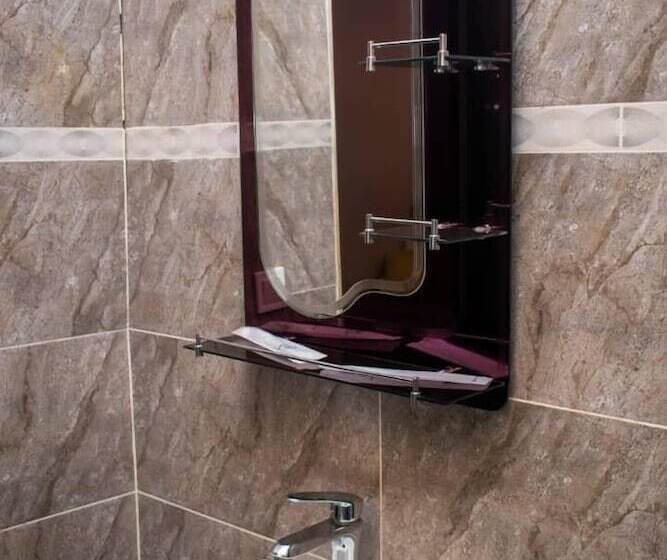 هتل Le Kremlin Yaoundé