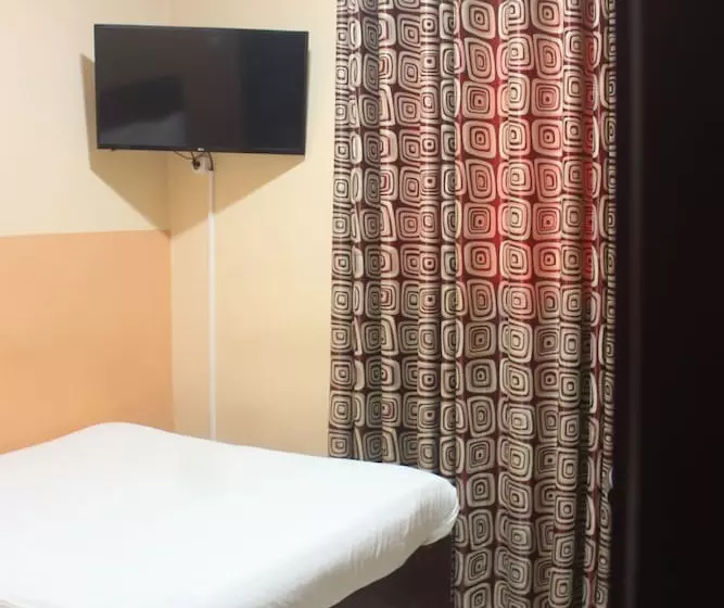 هتل Le Kremlin Yaoundé