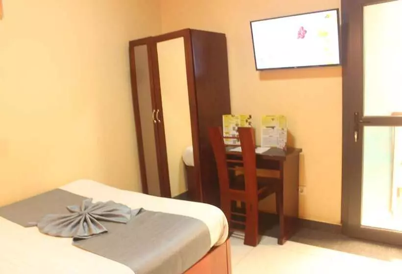 هتل Le Kremlin Yaoundé