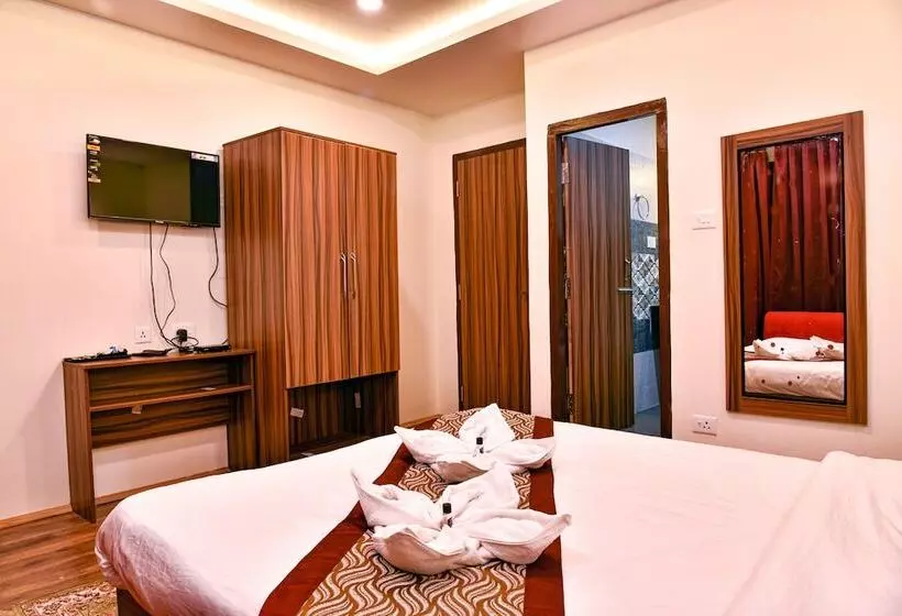 Hotelli Rufina Palm Bliss