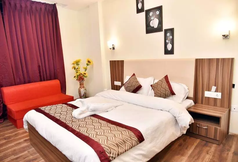 Hotelli Rufina Palm Bliss