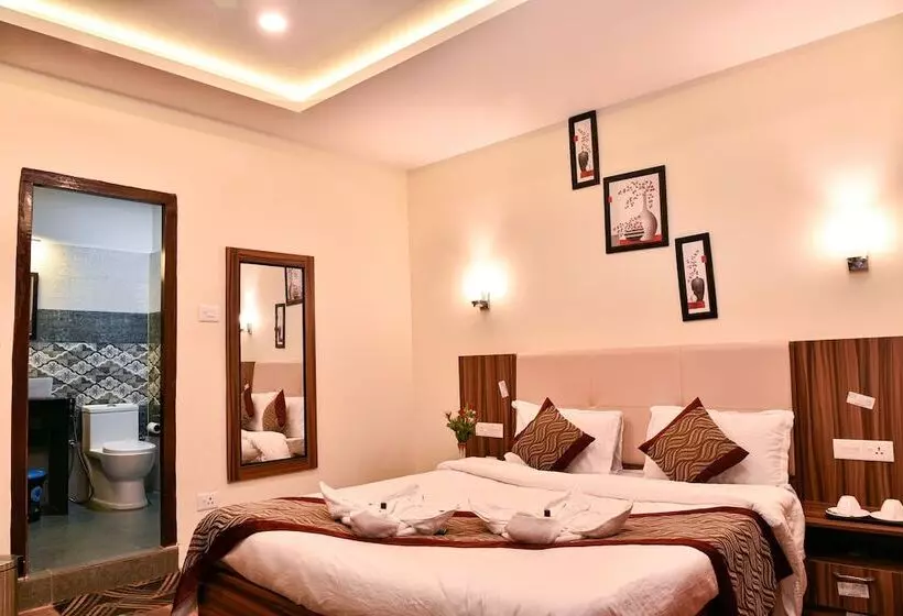 Hotelli Rufina Palm Bliss