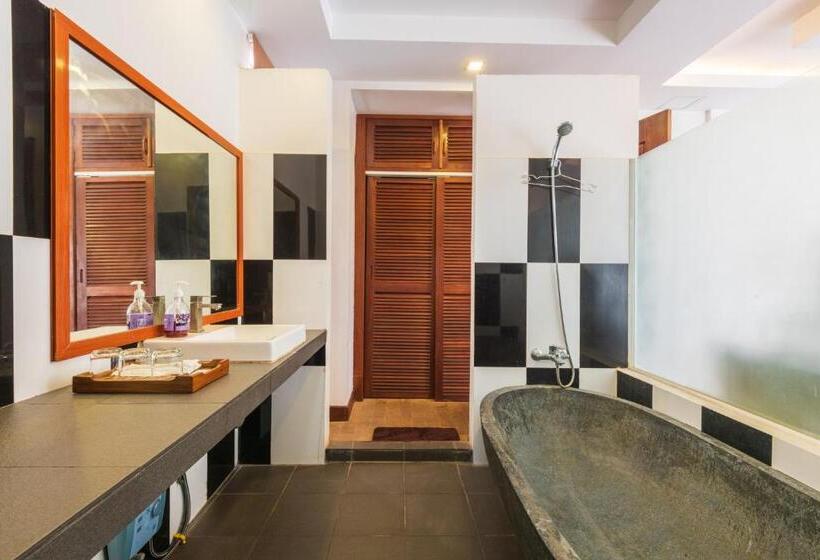 هتل Soksan Angkor Villa