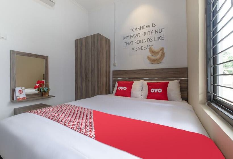 Hotel Spot On 92325 Penginapan Fajar Syariah