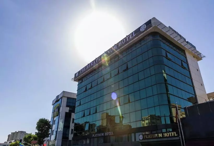 ホテル The Hera Platinum