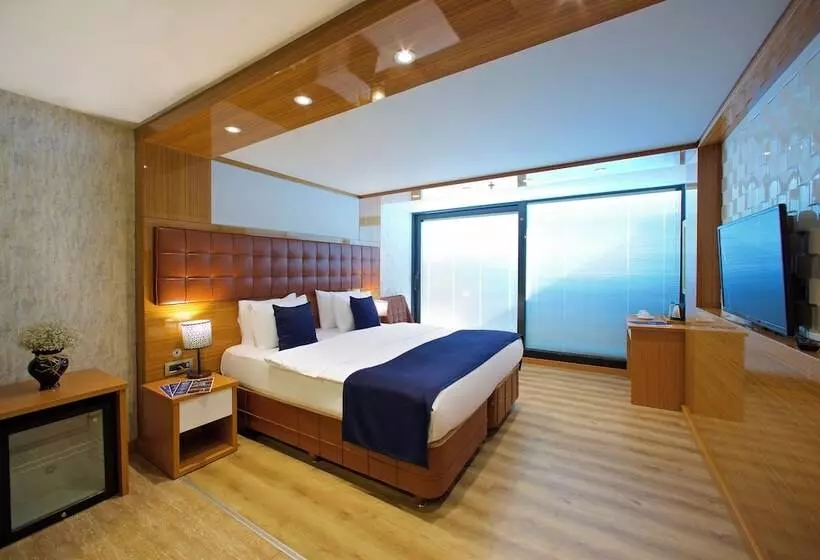 ホテル The Hera Platinum