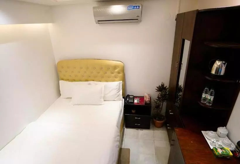 Xpressmall Hotel Near Dhaka Airport