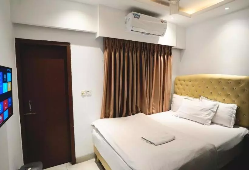 Xpressmall Hotel Near Dhaka Airport
