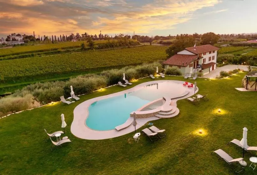 Aamiaismajoitus (B&B) Residenza Vesentini
