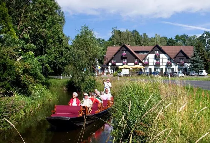 ホテル Am Spreebogen