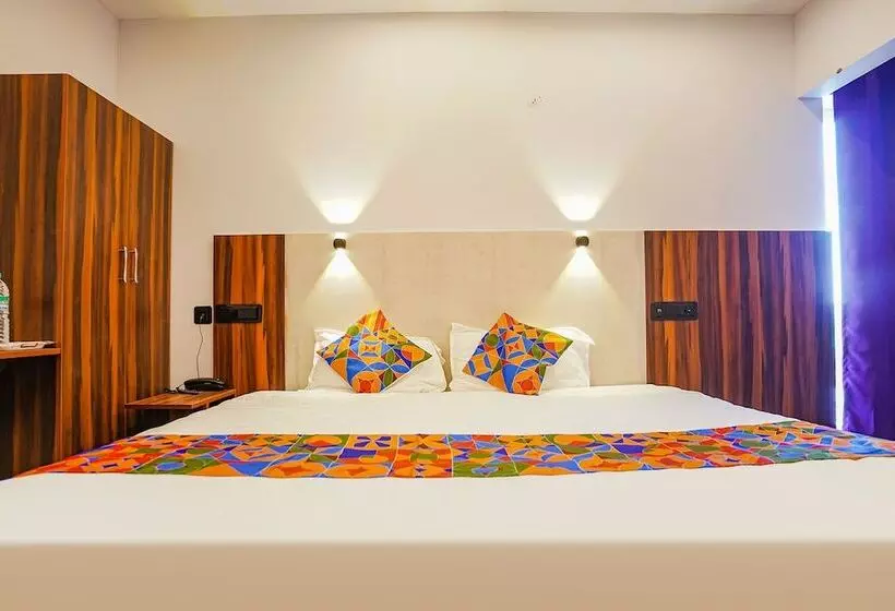 Hotelli Fabexpress The Magnum Inn