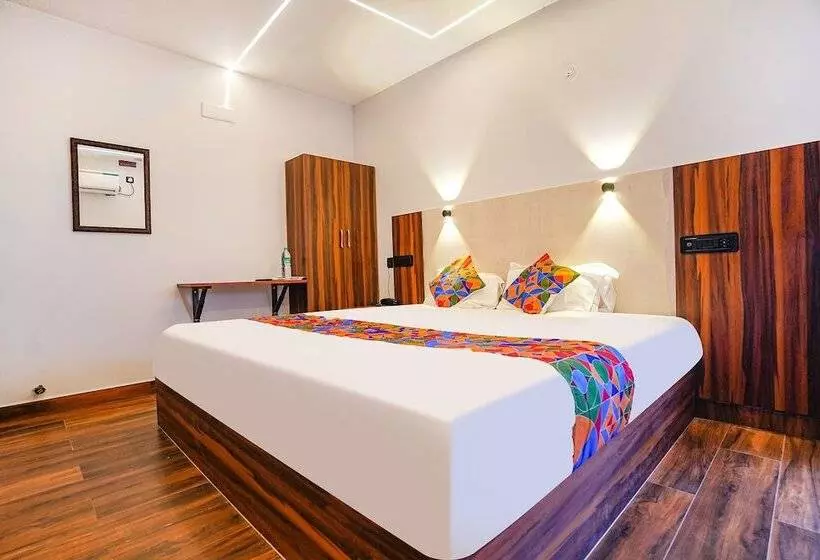 Hotelli Fabexpress The Magnum Inn