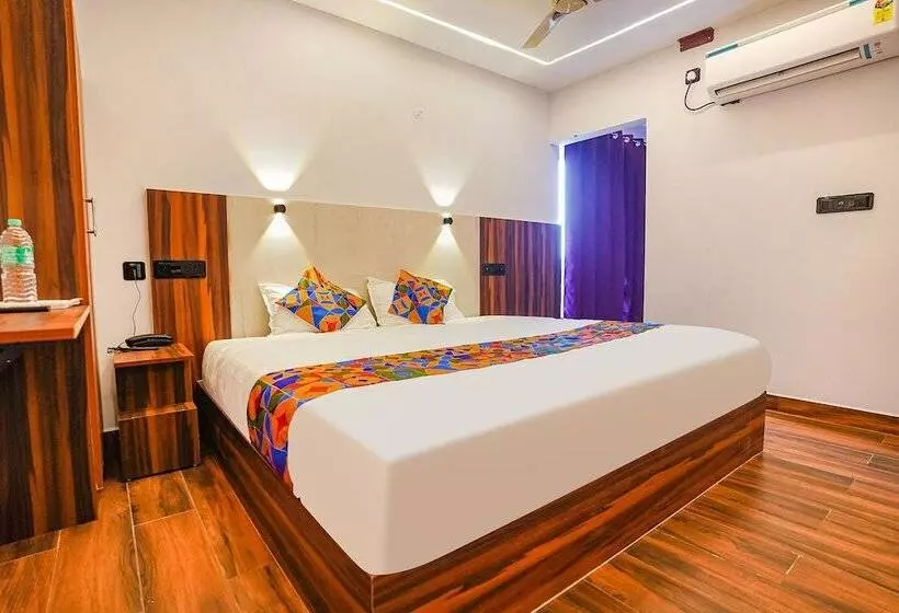 Hotelli Fabexpress The Magnum Inn