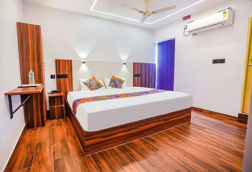 Hotelli Fabexpress The Magnum Inn