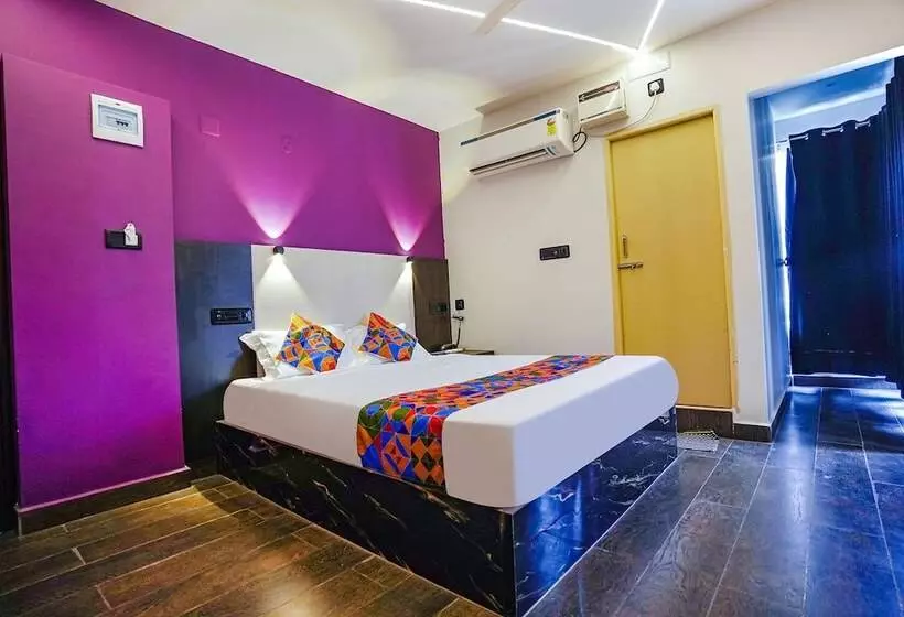 Hotelli Fabexpress The Magnum Inn