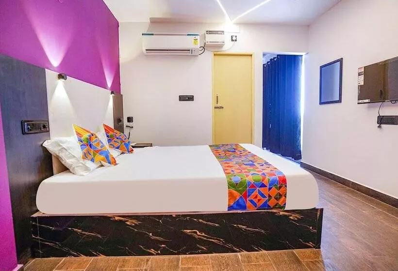 Hotelli Fabexpress The Magnum Inn