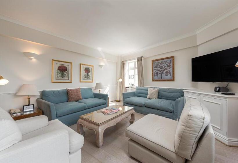 هتل Nell Gwynn House Apartments & Rooms