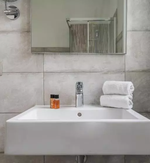 هتل Nido Suite & Apartments