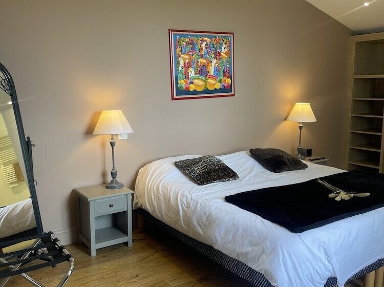 بنسيون Domaine Des Peyries   Chambres Et Table D Hôtes