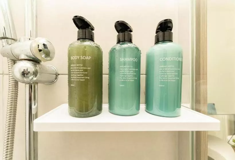 ペンション One Bed Flat With Additional Double Mattress Suitable For 4