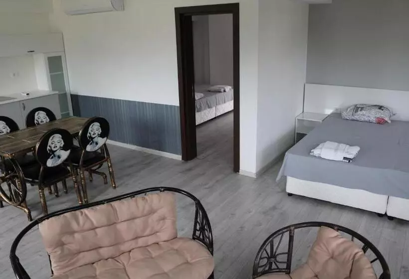 ペンション Spa Guest House Valentina