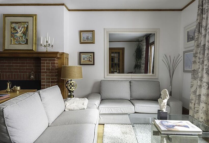 민박 Maison Sherman S House