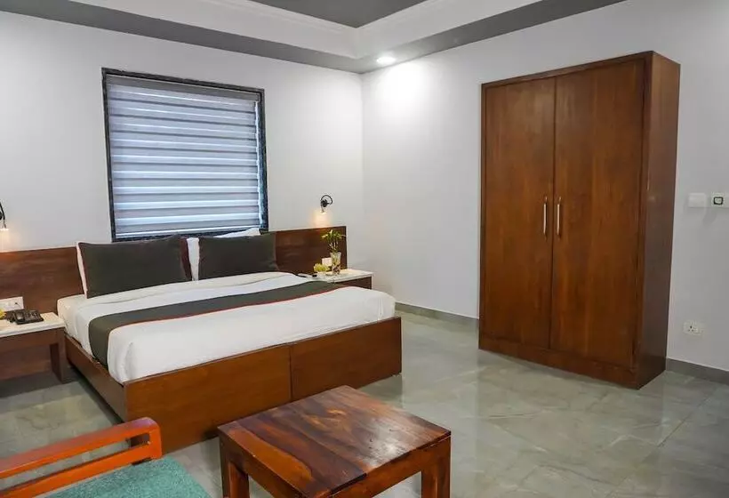 Chhavi Hotels