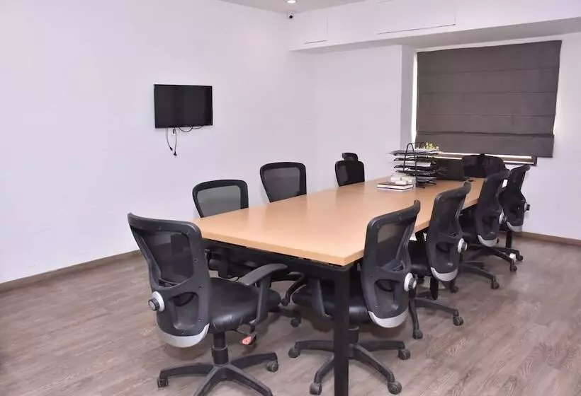 Chhavi Hotels