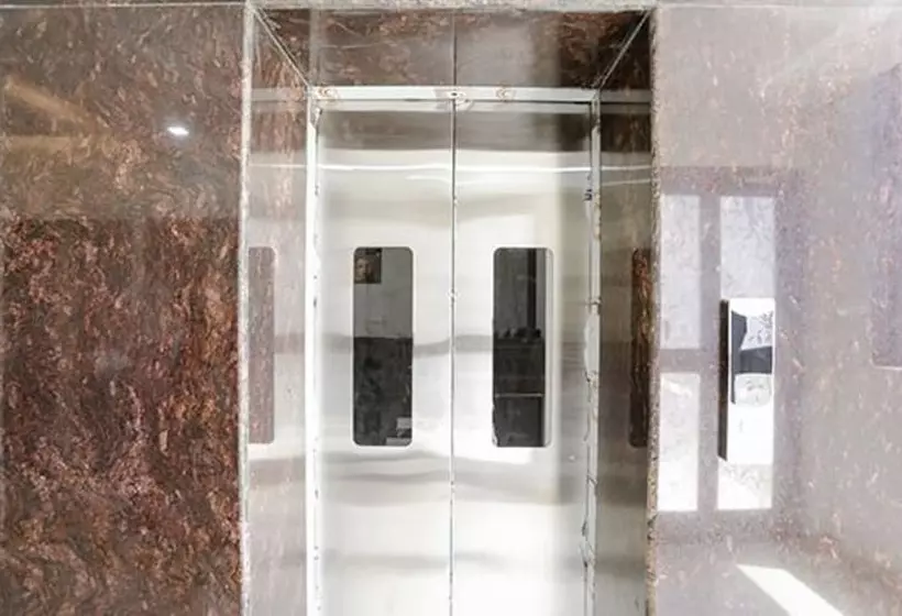 Fabhotel Atharv Palace
