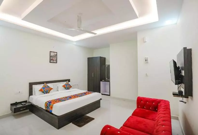 Fabhotel Atharv Palace