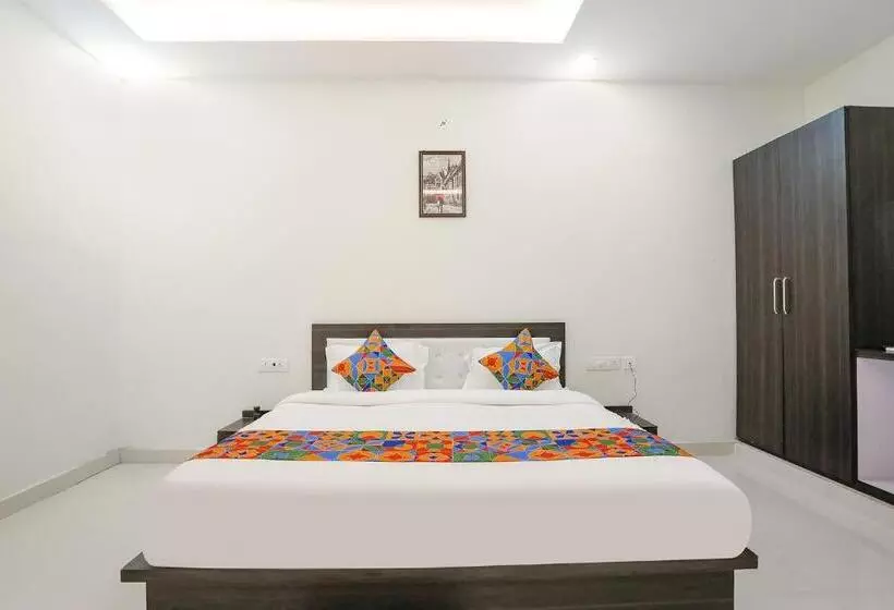 Fabhotel Atharv Palace
