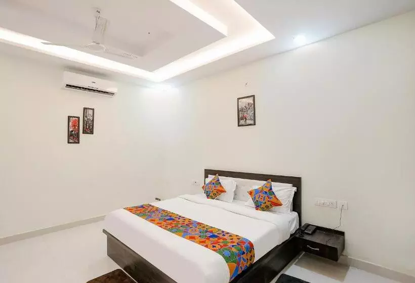 Fabhotel Atharv Palace