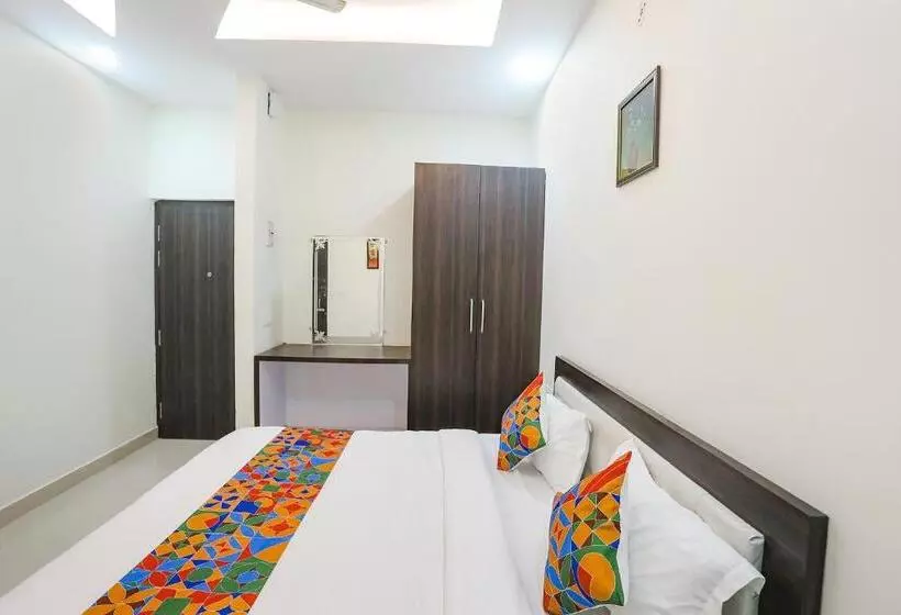 Fabhotel Atharv Palace
