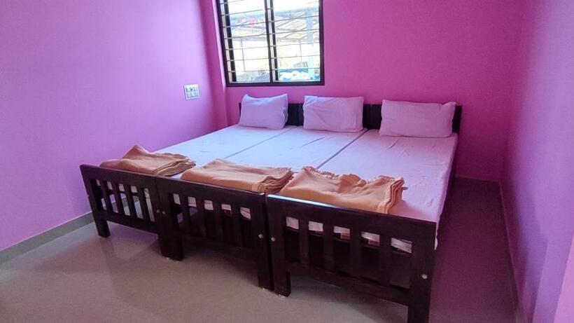 Hotel Staymaker Madhu Residency