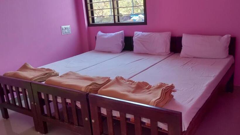 Hotel Staymaker Madhu Residency