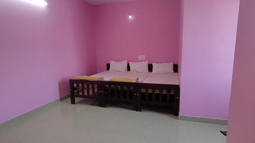Hotel Staymaker Madhu Residency