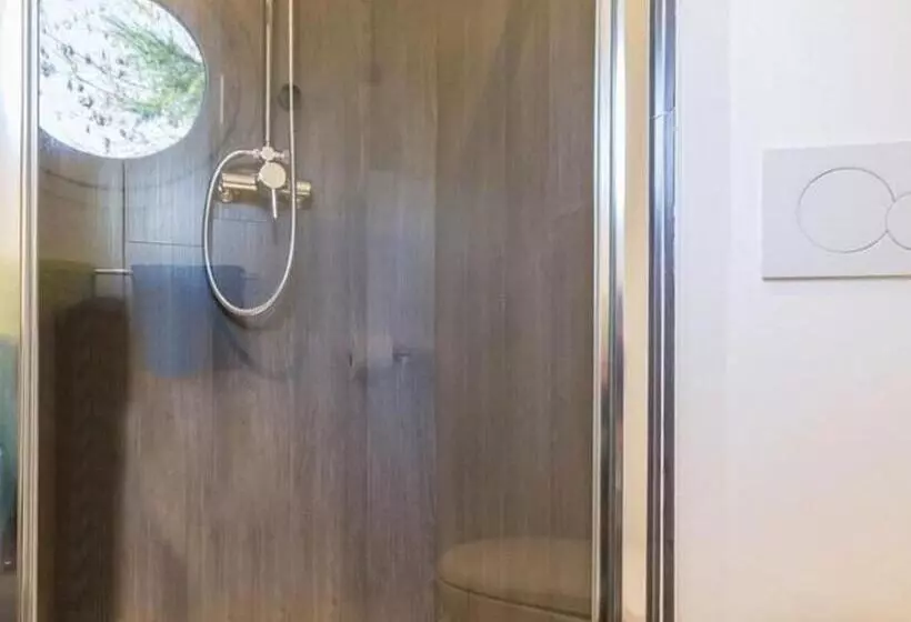 ペンション Guestroom Port Saint Père, 1 Pièce, 2 Personnes   Fr 1 306 1237