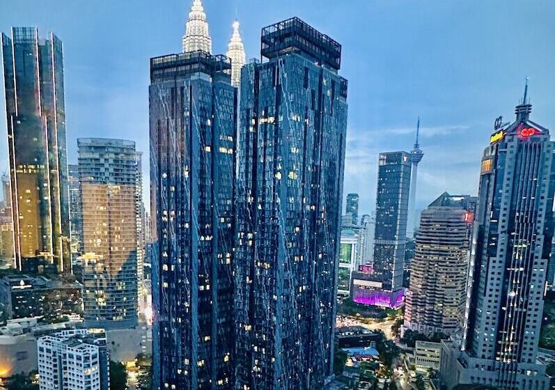 Scarletz Suites Klcc By M Suites