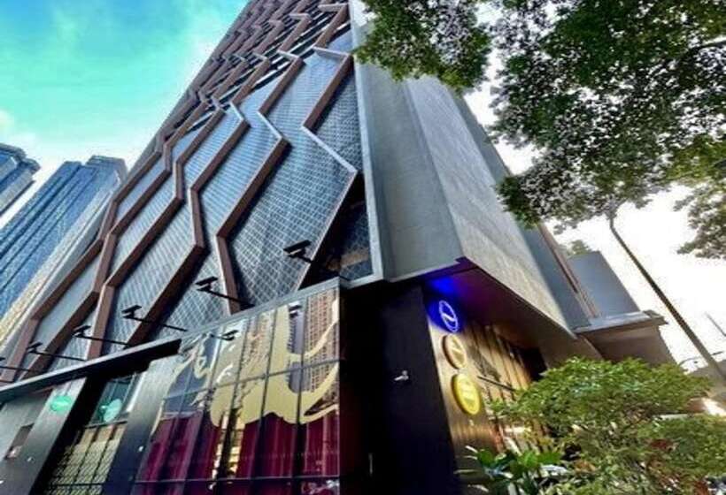 Scarletz Suites Klcc By M Suites