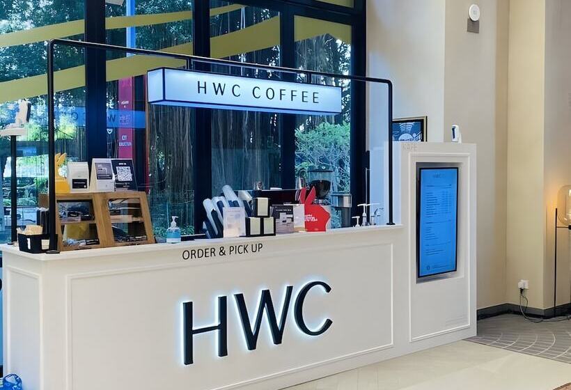 Scarletz Suites Klcc By M Suites